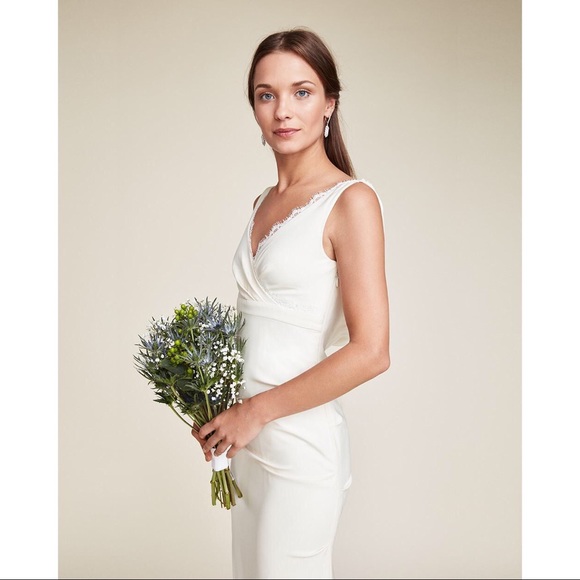 SOLD Nicole Miller Bridal Nina Bridal Gown sz 4 FJ10003 - Picture 2 of 8